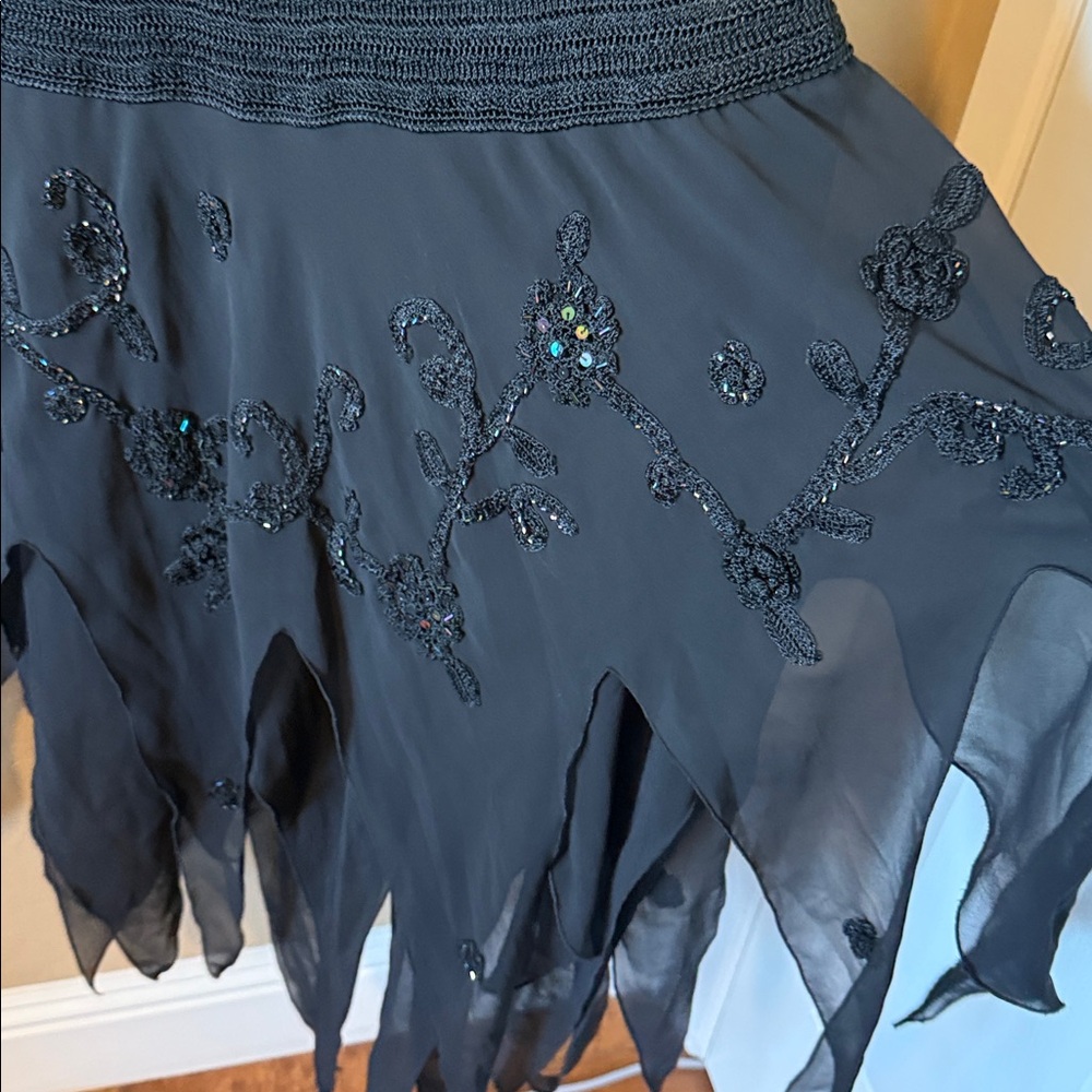 Vintage Caché Black Crochet Beaded Dress Sz 8 Whimsigoth Y2K Asymmetrical Midi - Picture 7 of 17